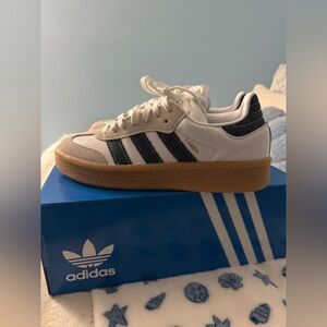 Adidas Samba XLG